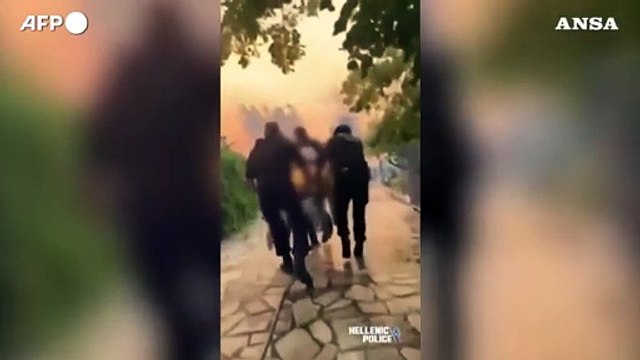 Incendi in Grecia, evacuate abitazioni nella regione dell'Attica