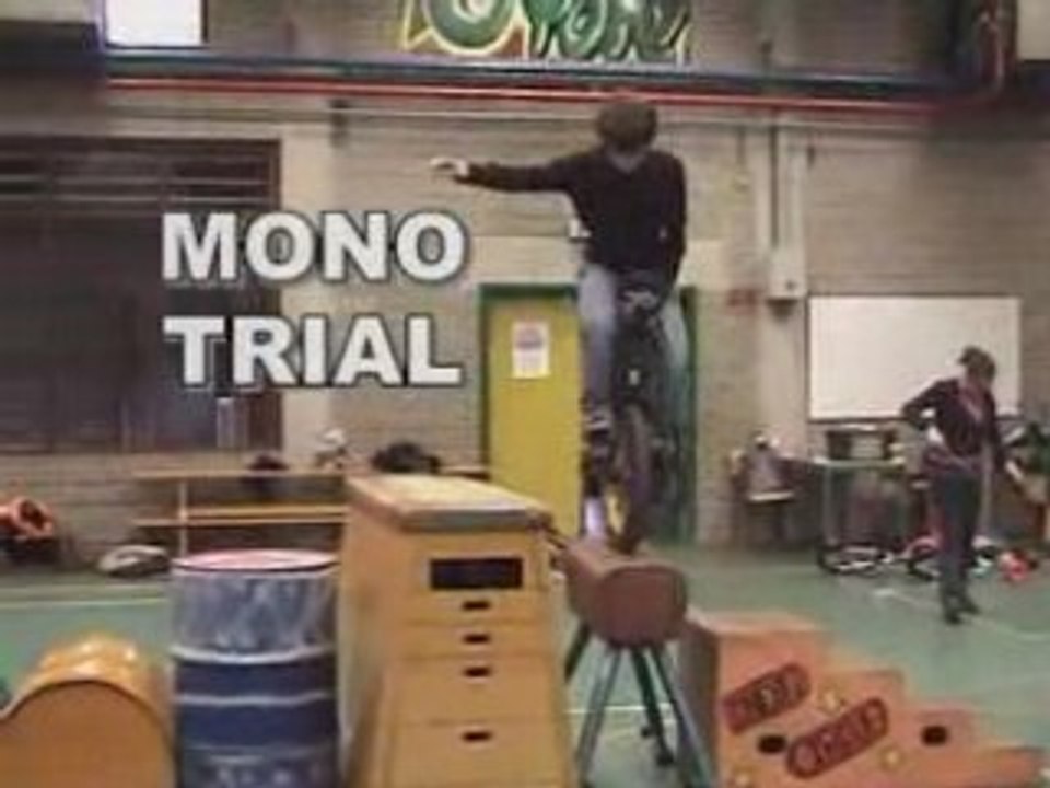 Louis et Sébastien: MONO TRIAL