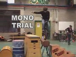 Louis et Sébastien: MONO TRIAL