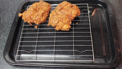 Nashville Hot Chicken Sandwich | Spicy Chicken Burger | Roman Urdu Recipe By Cook With Faiza