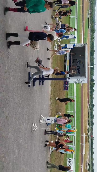 Compétition de hobby horse au pôle de l'Ane et du Cheval de Lignières