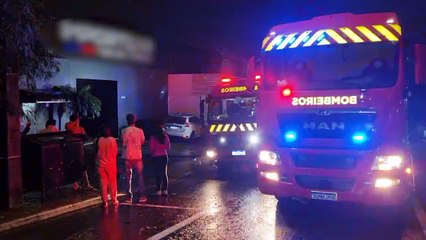 Incêndio atinge mecânica de funilaria e pintura em Cascavel; Corpo de Bombeiros mobiliza várias equipes