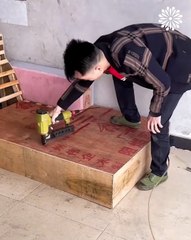 Crafting Your Own Pallet Sofa Couch🛋️