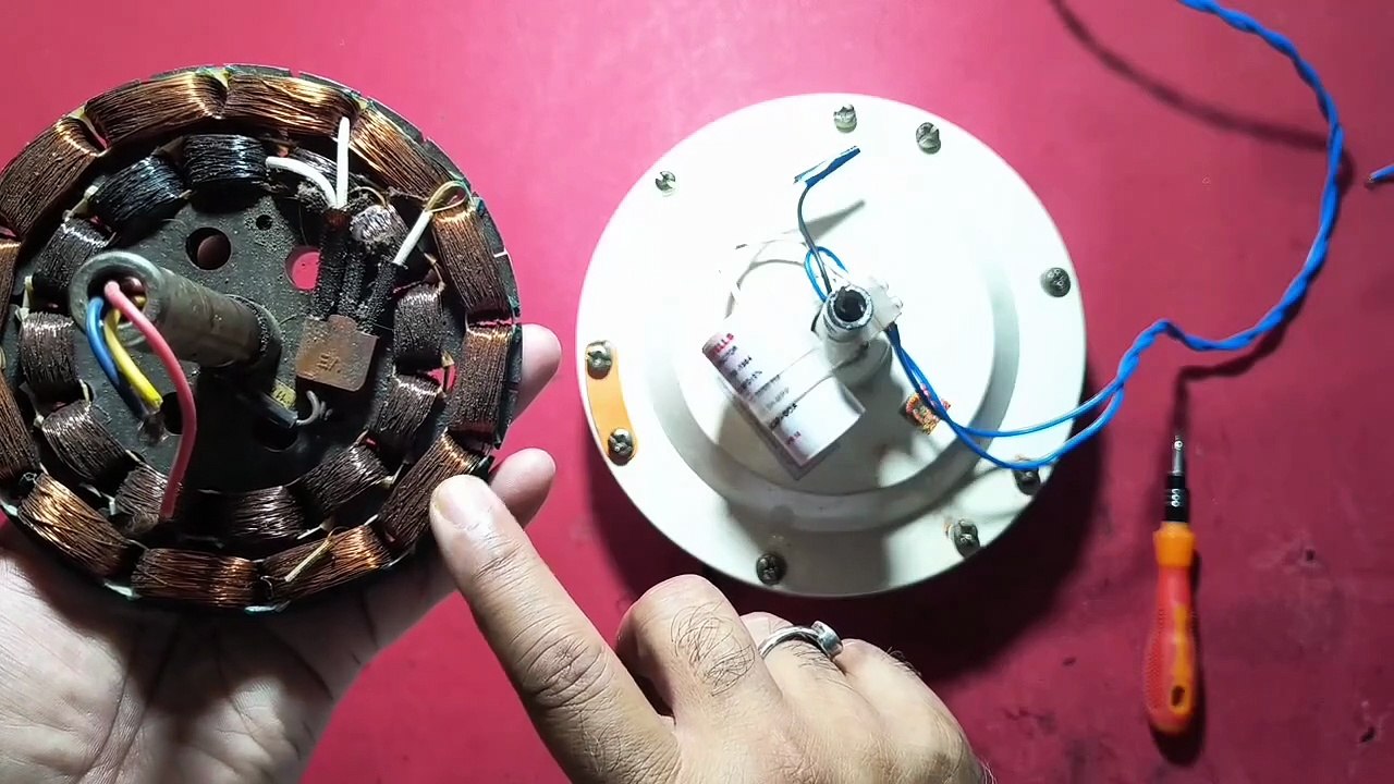 सीलिंग फैन में केपेसीटर क्यों लगाते हैं ? | Why capacitor used in fan ? । Tech Jugaad 4U |
