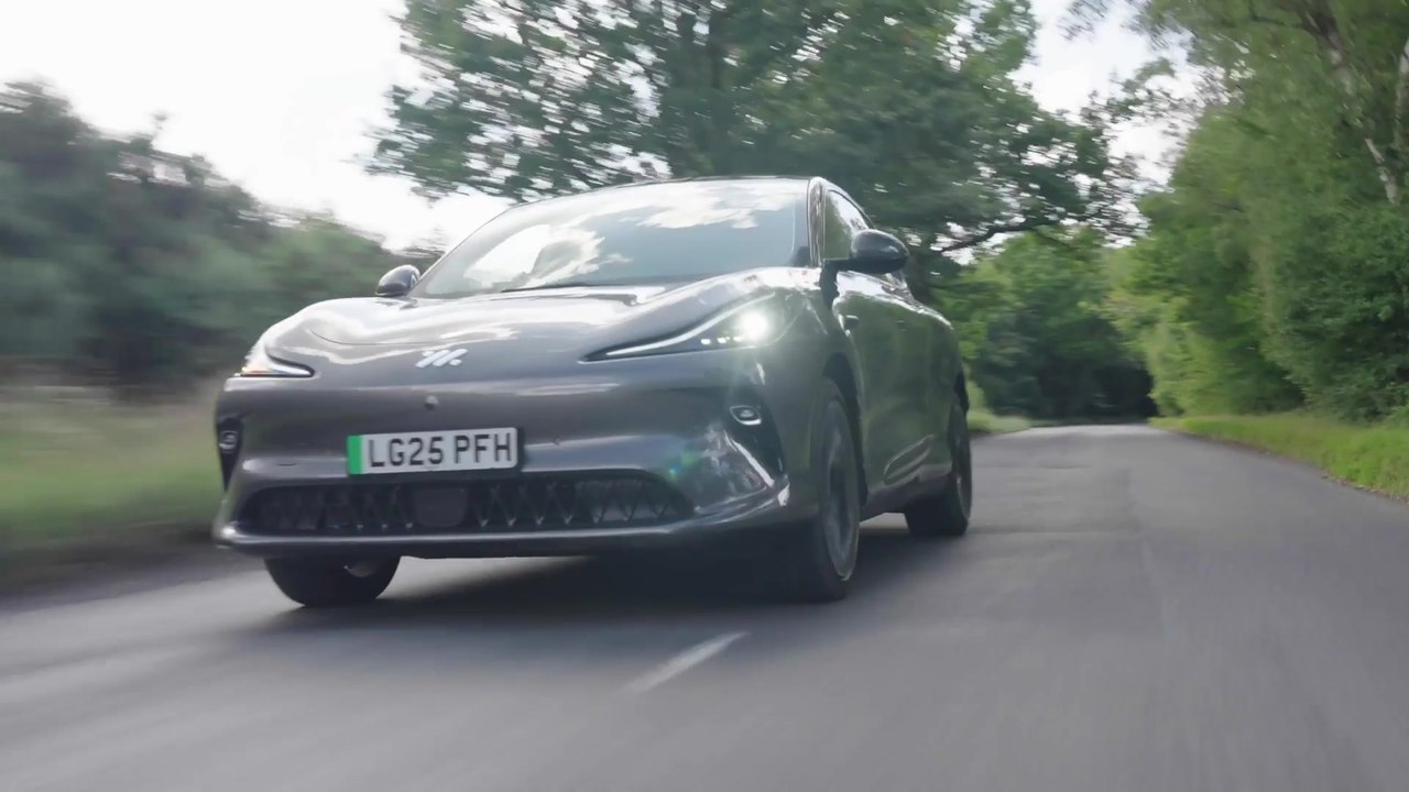 MG IM6 Driving Video
