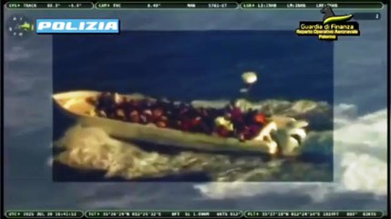 Inseguimento in mare, arrestato scafista con 70 migranti su un barchino (28.07.25)