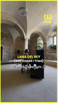 Meryem Aboulouafa sublime « God knows I tried » de Lana Del Rey, extrait de l’album Honeymoon. Et s