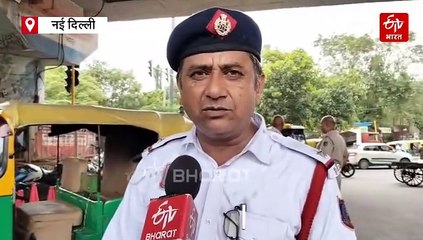 सिग्नल पर बेटे की मौत हुई तो संभालने लगे ट्रैफिक की व्यवस्था, 73 साल के गंगाराम बिना वेतन दे रहे सेवा