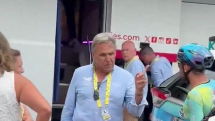 Tour de France 2025 - Quand Jean-René Bernaudeau recadre Simone Velasco après ses insultes envers Jordan Jegat :  "Allez, dégage..."