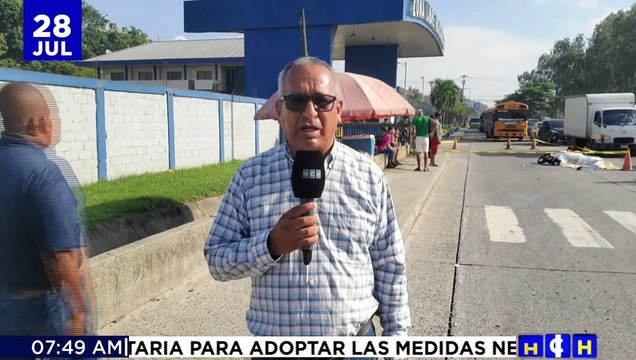 ¡Más tragedias en moto! Joven perece tras impactar con bus y ser arrollado por rastra en Choloma