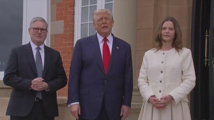 Trump Sparks Laughter With Whiskey Joke About Starmer at Turnberry