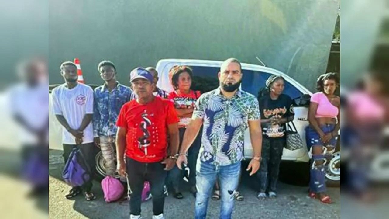 Detienen empleado de Obras Públicas en Dajabón transportando haitianos