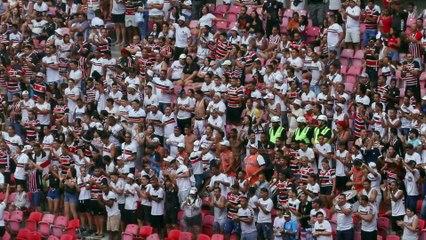 Santa Cruz supera desvantagem numérica e brilha em jogo decisivo na Arena de Pernambuco, garantindo vaga no mata-mata da Série D