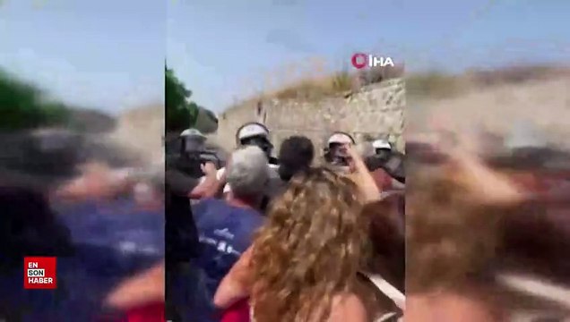 İsrailli turistleri taşıyan gemi Rodos Adası’nda protesto edildi