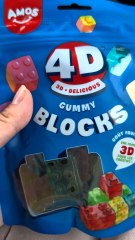 des bonbons en forme de lego
