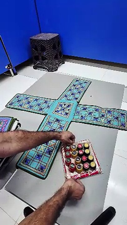 Unboxing and Review of Pachisi Pagade Thayam Chaupad Chopat Ludo Indian Traditional Board Game Ashta Chamma, Chowka Bara, Katta Mane, Taayam Oldest Game