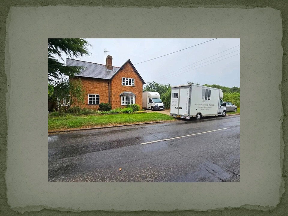 Top Secure Storage Solutions in Brackley & Buckingham for Stress-Free Moves