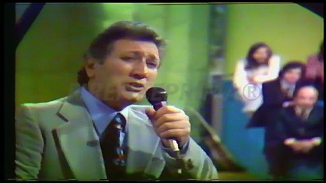 Amici Miei. di Narciso Parigi. Narciso Parigi in: Tu che m'hai preso il cuor. 10 11 1977. Canale 48.