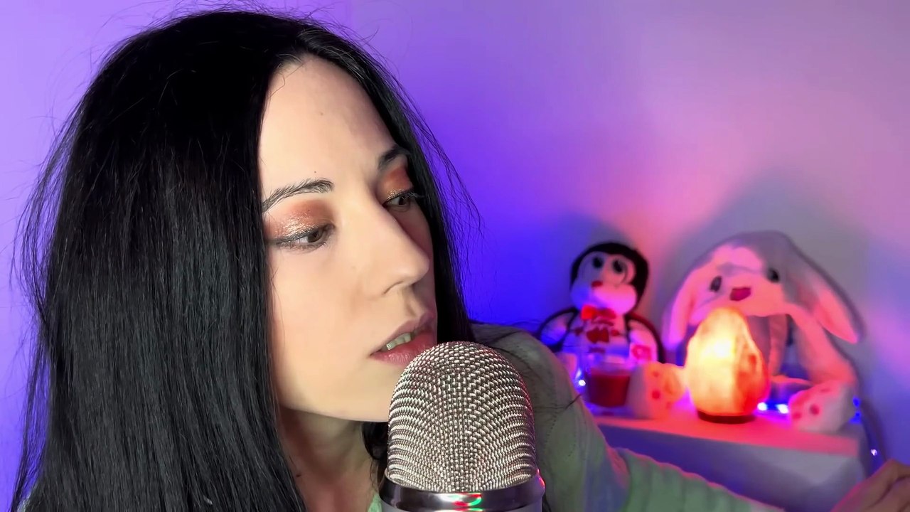💋 ASMR Girlfriend Kisses & Whispers 😴 Deep Sleep Roleplay with Tongue Clicks, Licks & Love 🎧💕