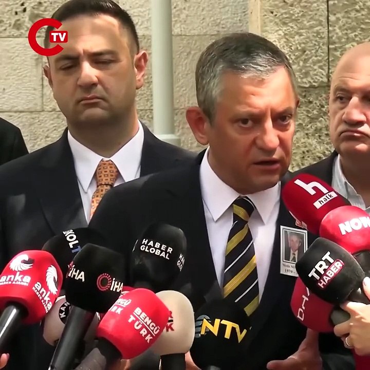 Özgür Özel