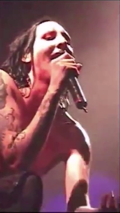 The Reflecting God (Guns, God and Government) - Marilyn Manson