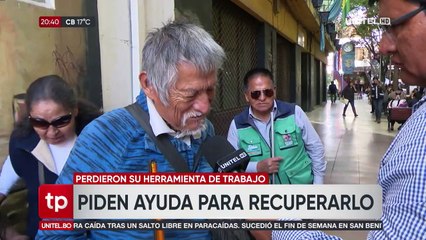 Pareja no vidente perdió un teclado musical en un micro, piden al conductor devolverlo ya que es su herramienta de trabajo
