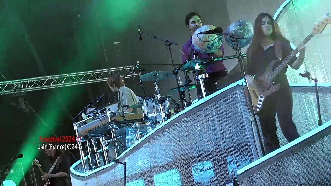 coté scène Foreztival 2024 J1, électrons libres !