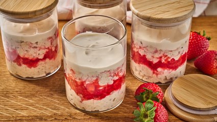 How to Make Strawberries and Cream Oats