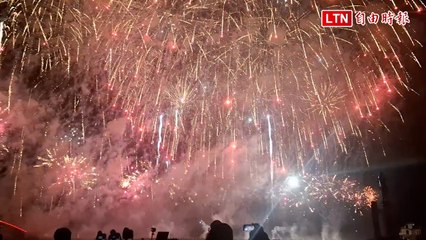12分鐘煙火秀 澎湖國際海上花火節閉幕1.2萬人入場