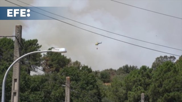 El incendio de Ávila se complica cada vez más y encara las horas más complicadas