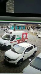 Motorista perde controle, atropela pedestre e provoca grave acidente no Centro de Lages