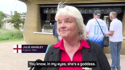 Sarina Wiegman is 'a goddess' - Former England international Hemsley