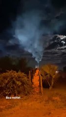 Moradores de Paraipaba denunciam poluição por fumaça de fábrica de coco