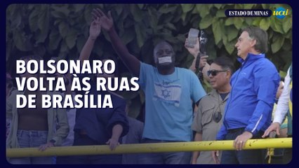 Bolsonaro aparece em ato antes de motociata em Brasília