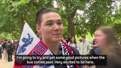 England fans gather in numbers for victory parade