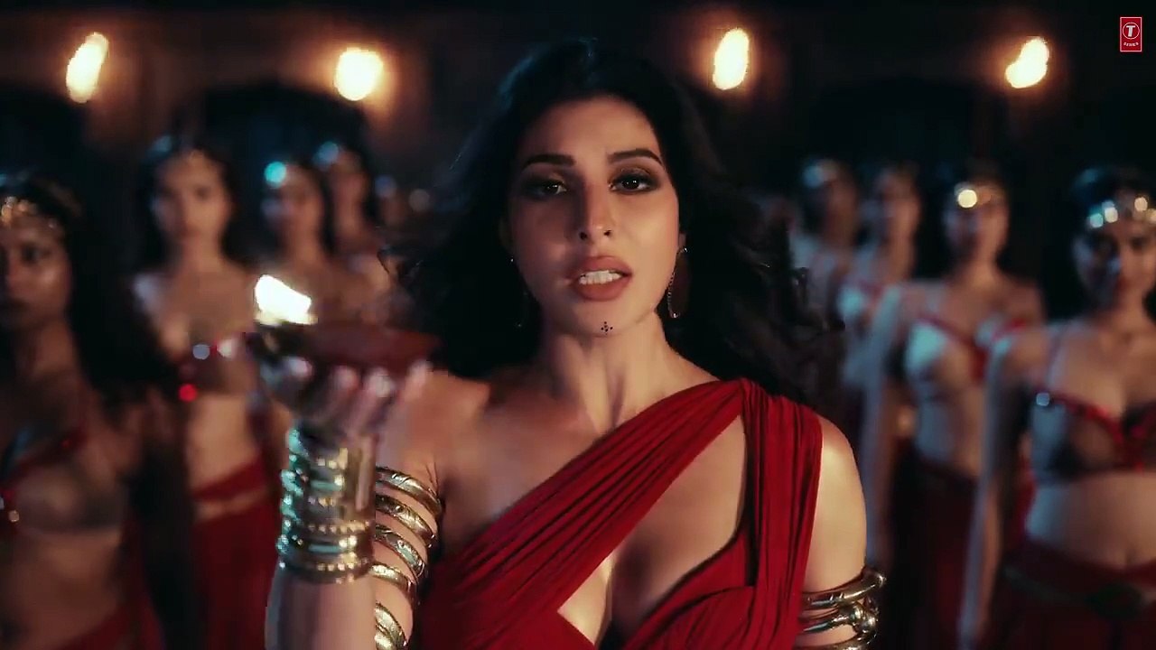 DUM DUM (Official Video)： Ft. Jacqueline Fernandez ｜ Jaani ｜ Asees Kaur ｜ Bunny ｜ Bhushan Kumar