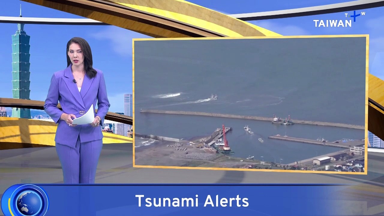 Massive Quake off Russia's Far East Triggers Pacific-Wide Tsunami Alerts