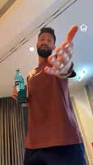 Le bizutage en chanson de Giroud à Lille - Foot - Ligue 1