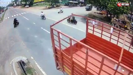 CCTV वीडियो देखकर अनुमान लगाएं कि ऐसे हादसों का कारण कौन हैं ?