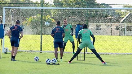 Sport tenta reverter crise no Brasileirão com reforço de Léo Pereira: uma saída possível para evitar rebaixamento?