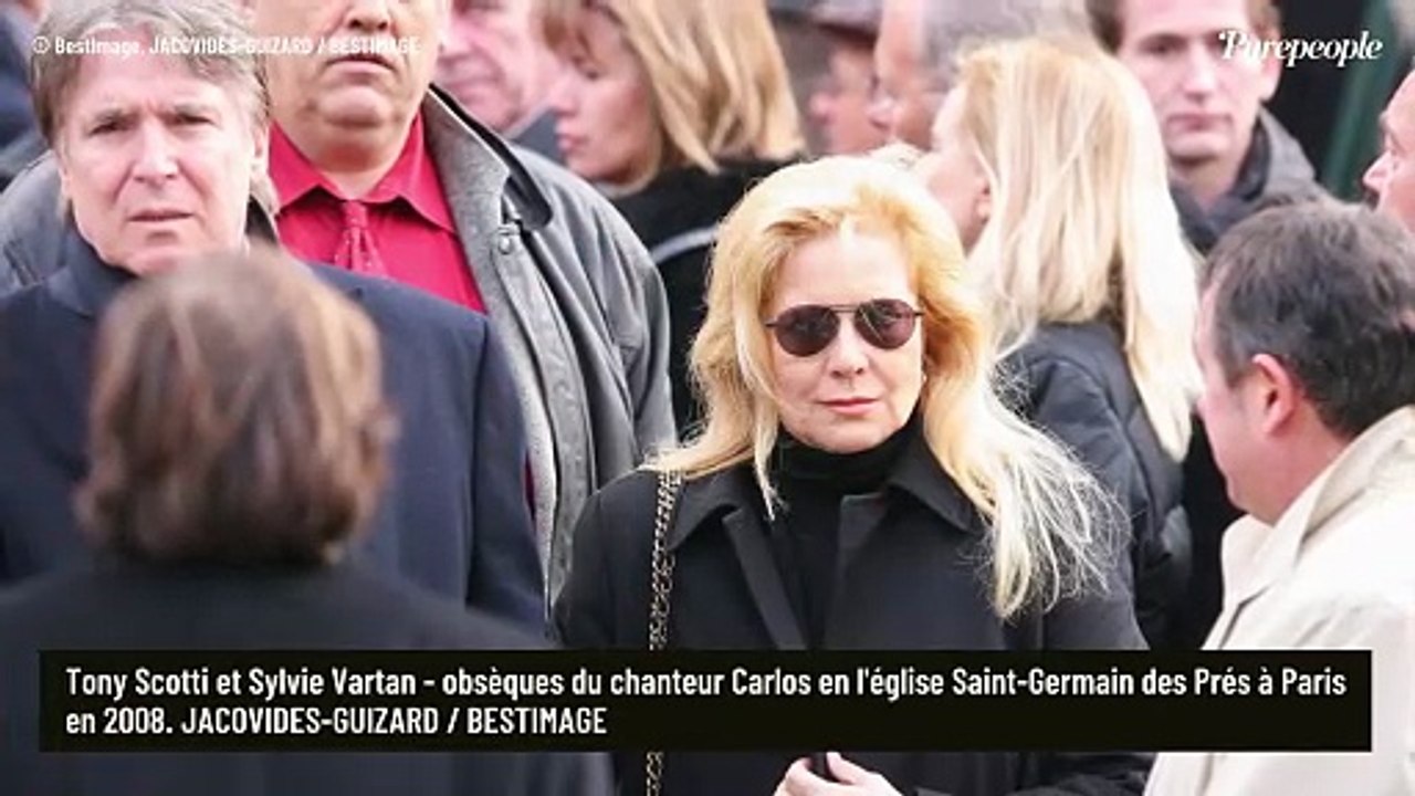 Ces deux stars de l'époque yéyé étaient inséparables ! 17 ans après que le départ de l'une d'elles, des clichés souvenir refont surface