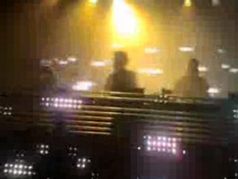 Birdy Nam Nam Live @ Espace Julien 13-04-08 (2)