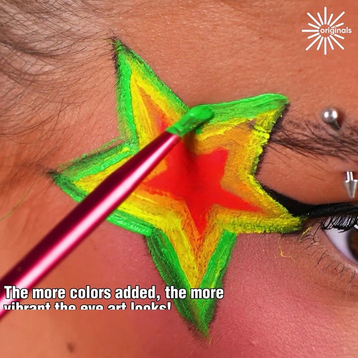 When the lights go down, UV makeup comes to life! 💄✨