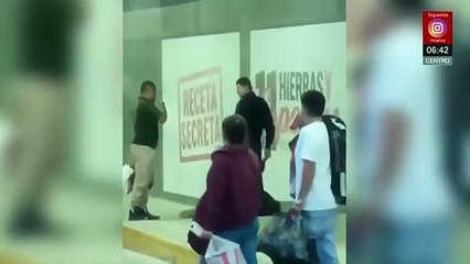 Captan a policía de Tlaquepaque golpeando a hombre en situación de calle; lo separan del cargo