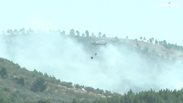 El incendio en Las Hurdes arrasa 2.500 hectáreas y obliga a evacuar a 200 vecinos