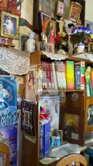 Entre hilos e historia: El taller de 'Don Gemio Flores' se abre al mundo rumbo a Urkupiña