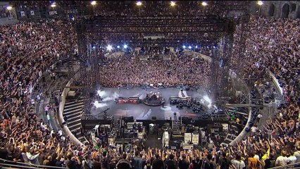 Seek & Destroy (with 'Wasting My Hate' outro) - Metallica (live)