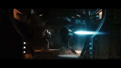 Soldiers Wake Up After Being Frozen for 30 Years to Find Earth a Wasteland Overtaken by Aliens
