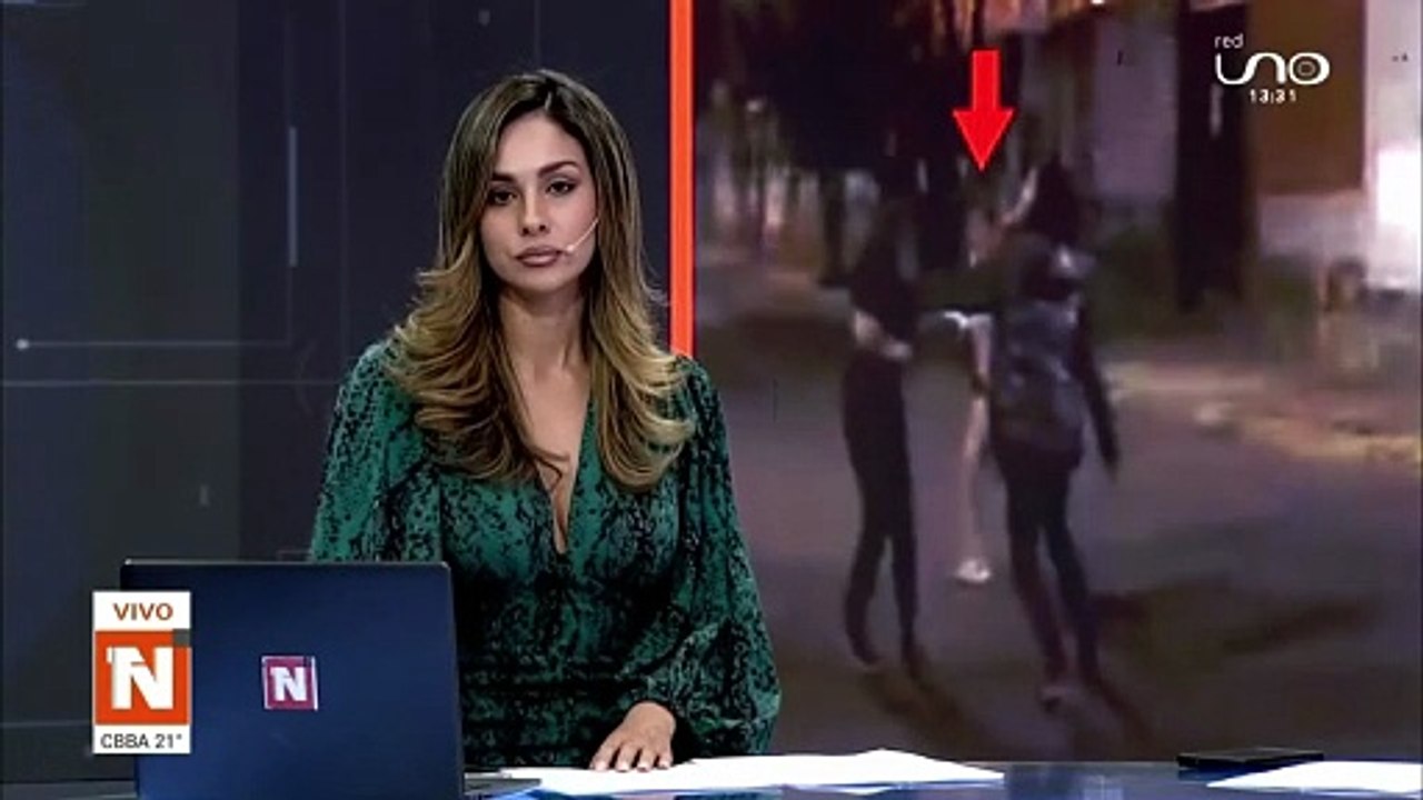 Cochabamba: Cuatro mujeres protagonizan una pelea con cuchillos en plena calle (Video)