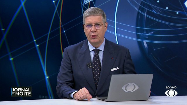 Incêndio destrói fábrica de cosméticos no Rio de Janeiro